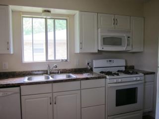 125 Pinewood Dr, Blmgtn IN  47403-4439 exterior