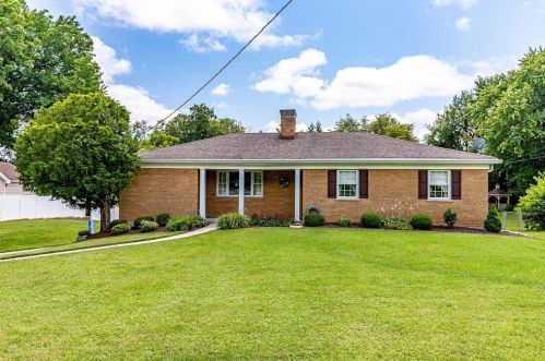 4487 Dry Ridge Rd, Cincinnati, OH 45252-1919