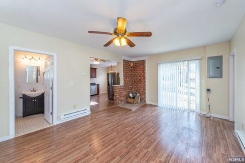 100 Tintle Ave, West Milford Lakes NJ  07480-4715 exterior