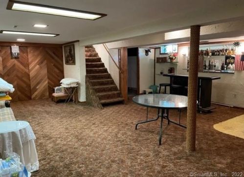 46 Vermont Ave, Milford CT  06460-7043 exterior