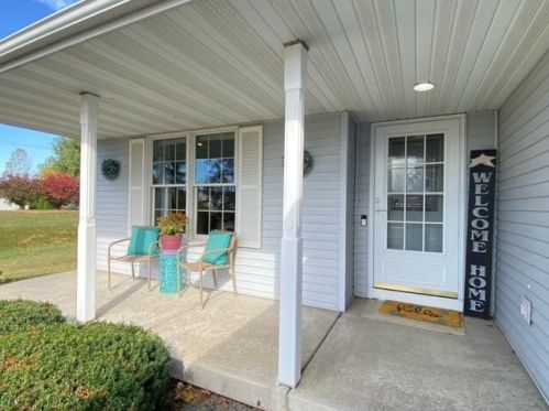 1023 Eastwood St, Holmen, WI 54636-9442
