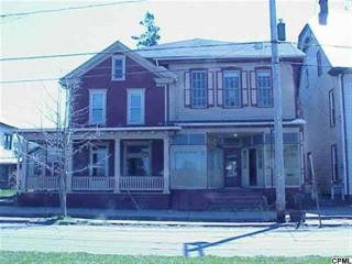 8 Market St, Gratz, PA