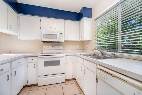 1833 Iroquois Dr, Apopka, FL 32703-1533