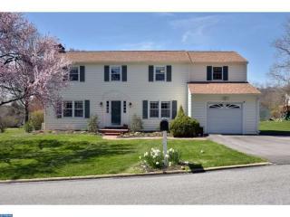 302 Oak Ln, Exton, PA 19341-2128