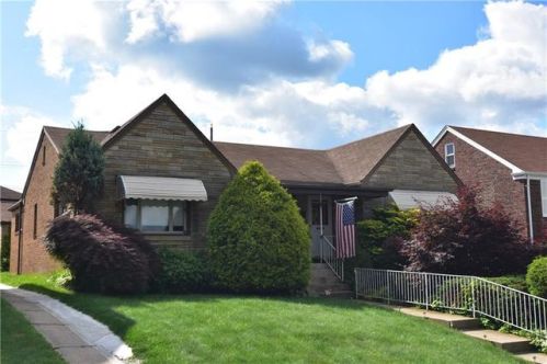 4435 Jefferson Ave, Whitaker PA  15120-3325 exterior