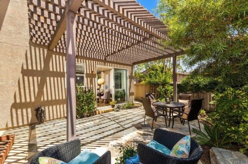 6452 Alexandri Cir, Carlsbad CA  92011-3610 exterior