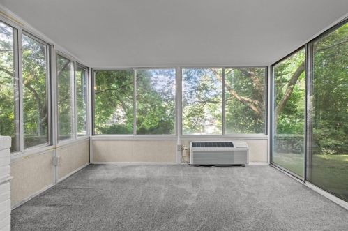 607 Poia Rd, Sewickley PA  15143-1046 exterior