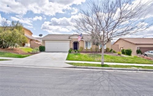 34125 Silk Tassel Rd, Lake Elsinore, CA 92532-2980