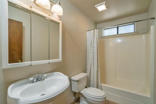 3814 Gold Ridge Trl, Pacific House CA  95726-9740 exterior