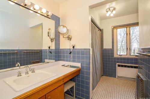 46 Lincoln Rd, Scarsdale NY  10583-7246 exterior