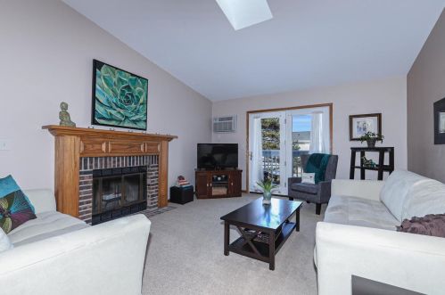 1303 Wittmann Park Ln, Menasha, WI 54952-1591