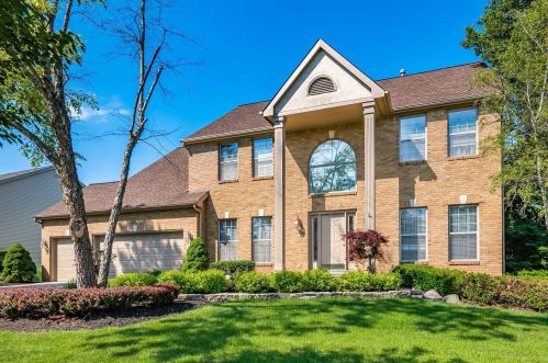 2588 Hoover Crossing Way, Darbydale, OH 43123-9063