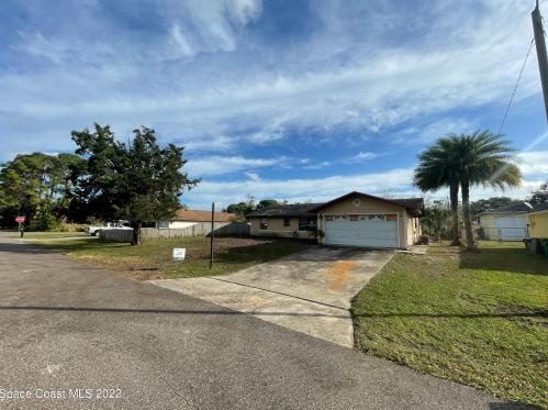 6385 Kingdom Ave, Cocoa, FL 32927-3558