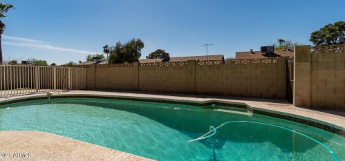 15036 38th Ave, Phoenix AZ  85053-4513 exterior