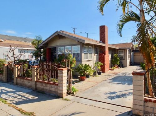 1092 Raymond Ave, Long Beach, CA 90804-3517