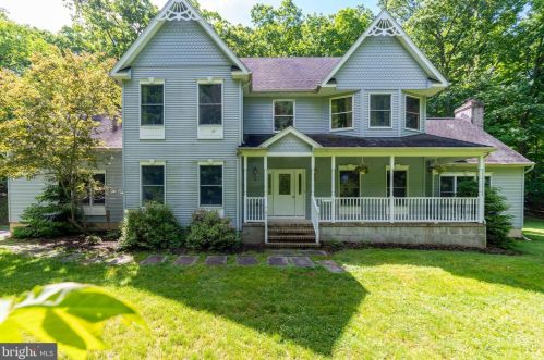 19 Anthony Rd, Glen Gardner, NJ 08826-3003