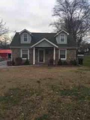 815 Jefferson St, Pulaski, TN 38478-3532