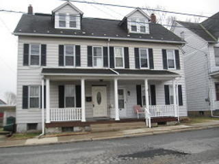 178 Hudson St, Delaware Park NJ  08865-2429 exterior