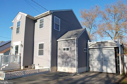 3 2nd Ave, New Castle, DE 19720-4115