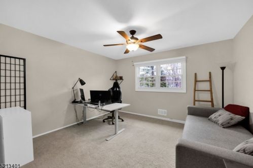 23 Bromleigh Way, Greystone Park NJ  07950-1624 exterior