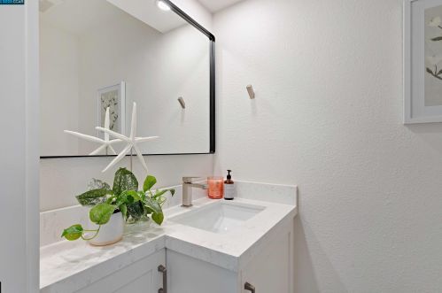 118 Lawnview Cir, Danville CA  94526-5107 exterior