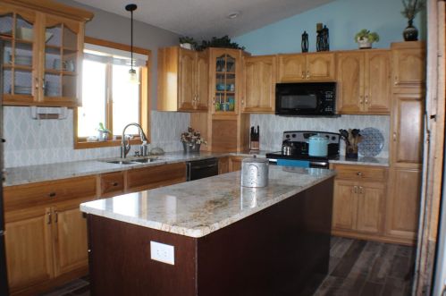 3755 Airway Ln, Alex MN  56308-4724 exterior