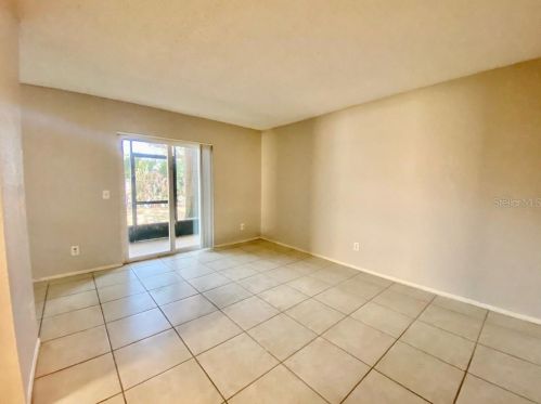 9809 Turf Way, Orlando, FL 32837-8957