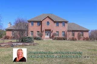 7820 Pleasant Valley Ct, Salem, OH 44460-9200