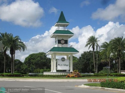 7212 Maidstone Dr, Fort Pierce, FL 34986-3344