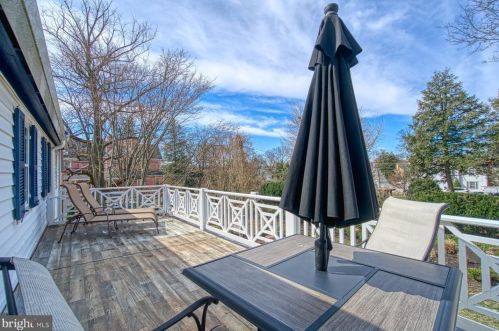 102 Cornwall St, Leesburg VA 20176-2804 exterior