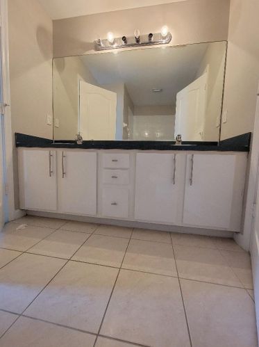 292 Kensington Way, West Palm Beach FL  33414-4316 exterior