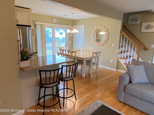 132 Joseph St, Lavallette NJ  08735-1717 exterior
