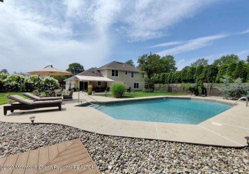 80 Forest St, West Long Branch NJ  07764-1641 exterior