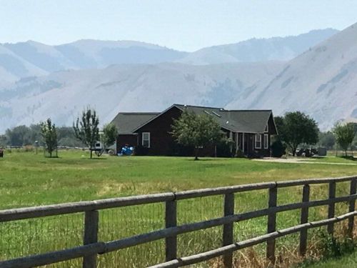 12 Sims Ranch Rd, Baker ID  83467-5366 exterior