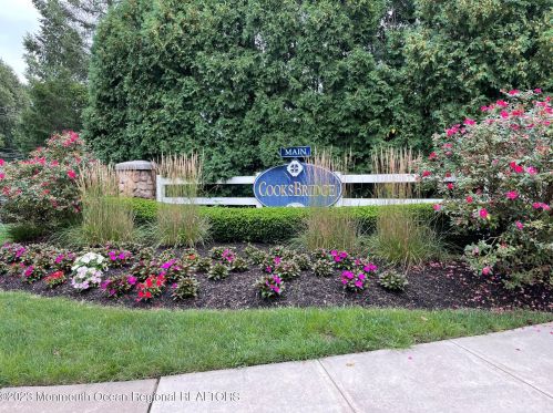 290 Brookfield Dr, Jackson Twp, NJ 08527-4085