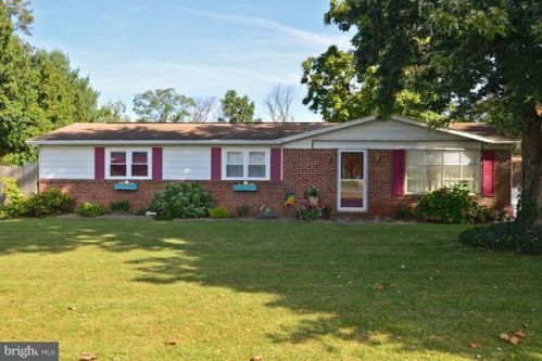 1038 Cross Keys Rd, Dauberville, PA 19533-9305