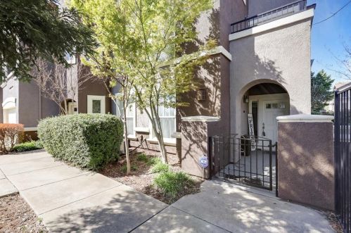 5606 Tares Cir, Elk Grove, CA 95757-4362