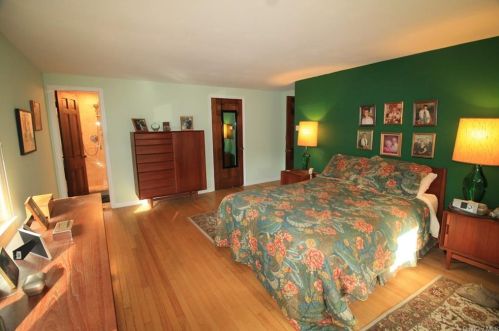 7 Meadowview Dr, Poughkeepsie NY 12603-5505 exterior