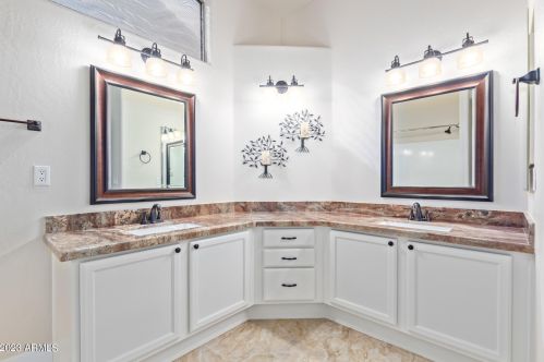 6442 Winchcomb Dr, Scottsdale AZ  85254-3355 exterior