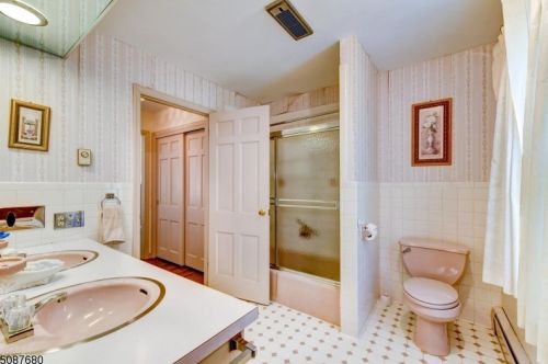 11 House Wren, Hackettstown NJ  07840-2815 exterior