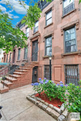 748 Jefferson Ave, Brooklyn, NY 11221-2807