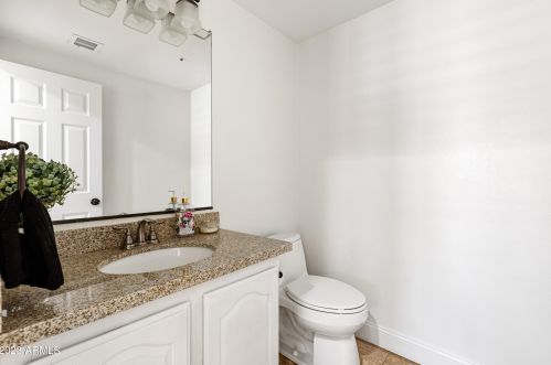 7628 77 Pl, Scottsdale AZ 85258-3499 exterior