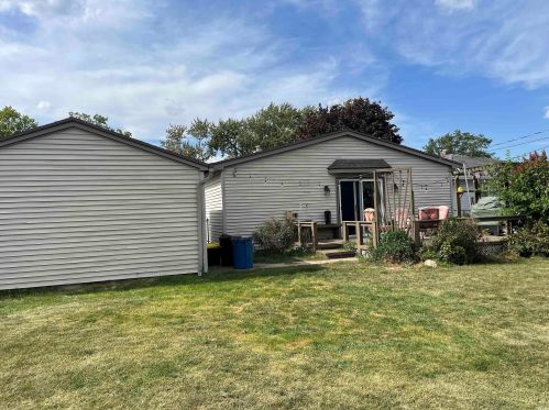 1826 Chestnut St, Mishawaka, IN 46545-6460