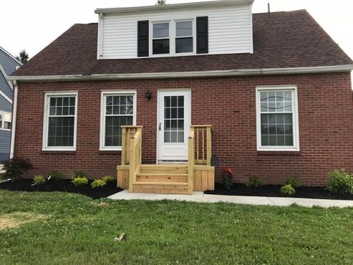 246 Princeton Ave, Hubbard, OH 44425-1635