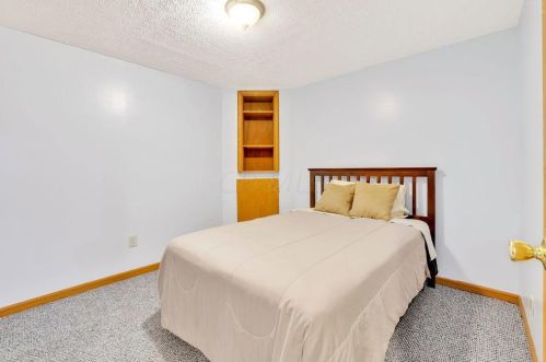 1565 Roscommon Dr, Pataskala OH  43062-7018 exterior