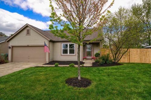 1362 Cinnamon Dr, Marysville, OH 43040-9296