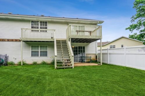 1648 Flag Ct, Crown Point IN  46307-9593 exterior