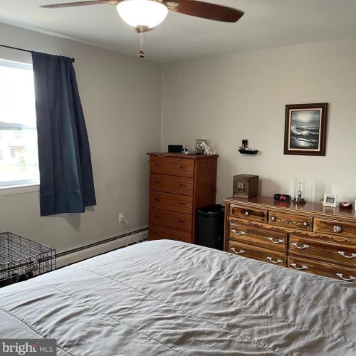 206 Walnut Ridge Est, Pottstown PA  19464-3059 exterior