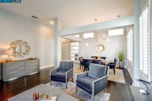 1046 Rolling Woods Way, Concord CA  94521-5400 exterior