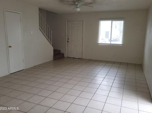 7541 47th Dr, Glendale AZ  85301-1594 exterior